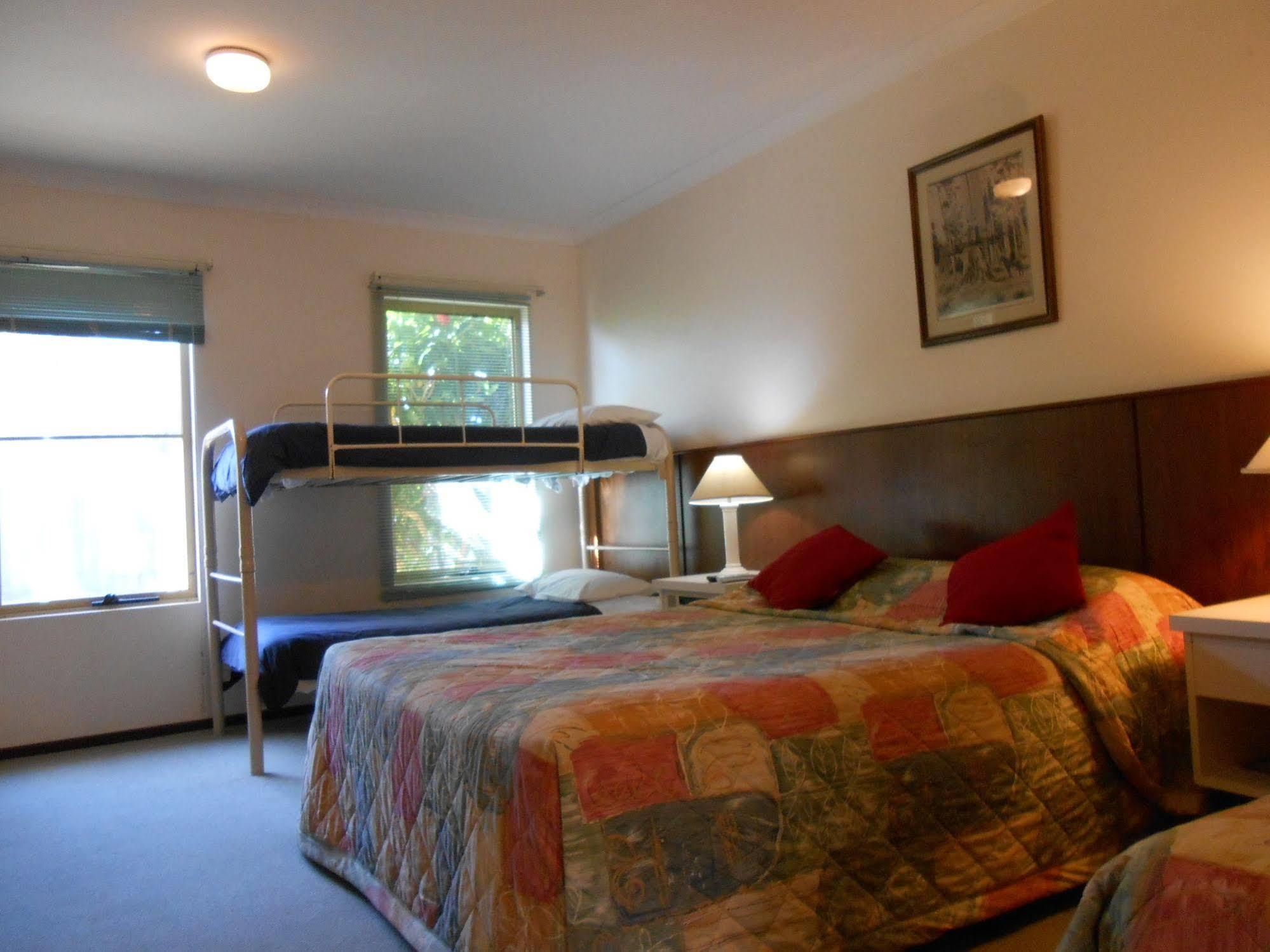 Augusta'S Georgiana Molloy Motel Bagian luar foto