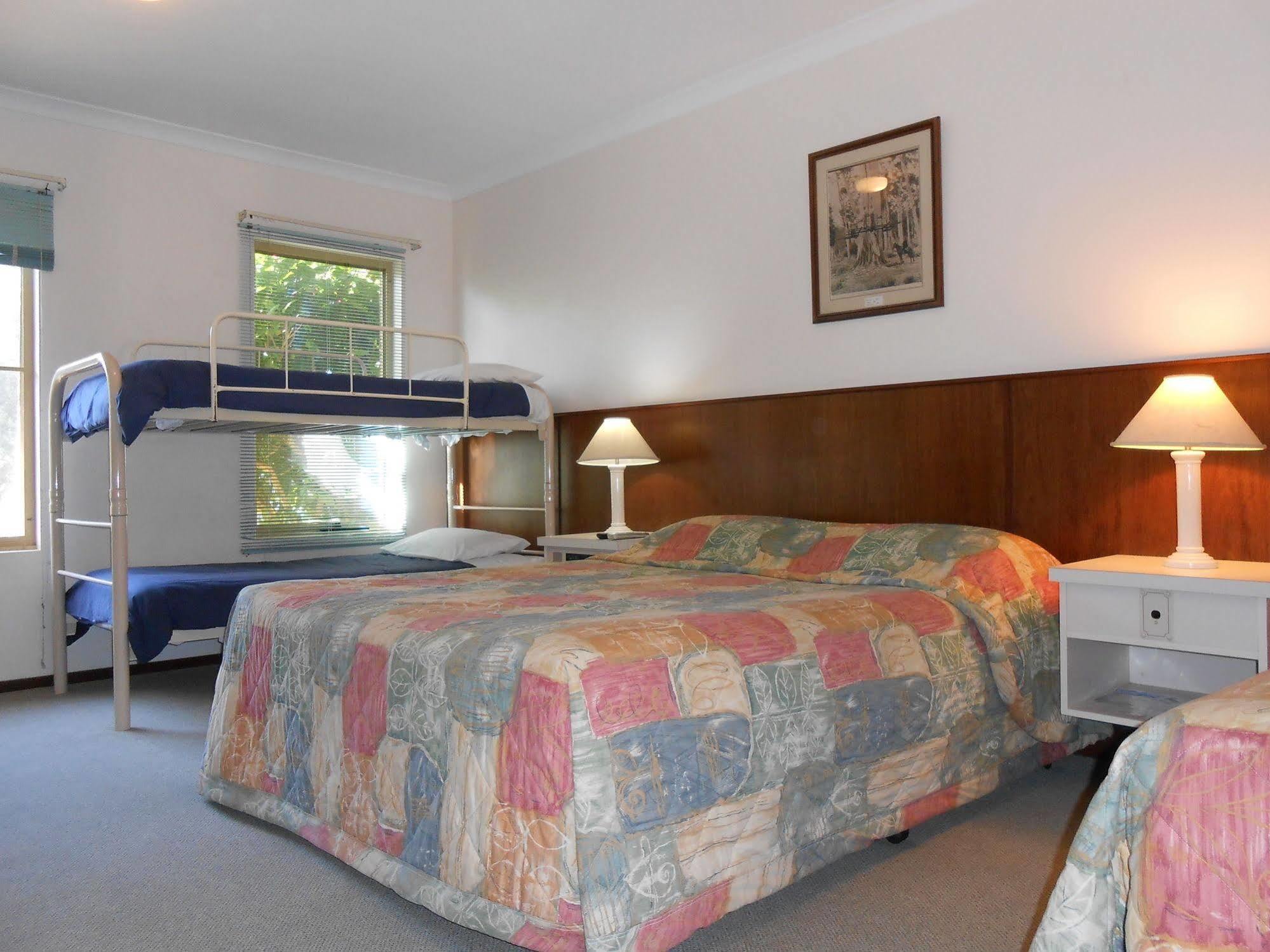 Augusta'S Georgiana Molloy Motel Bagian luar foto